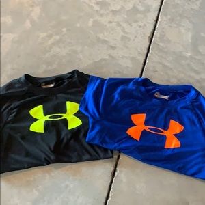 Lot of two Under Armour shirts.
